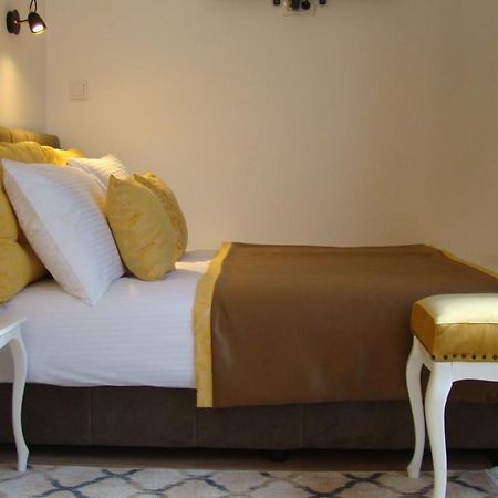 Gagovic Appartement Cetinje Buitenkant foto